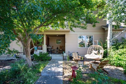 Photo of 1460 Juniper Street, Bozeman, MT 59715 (MLS # 404277)