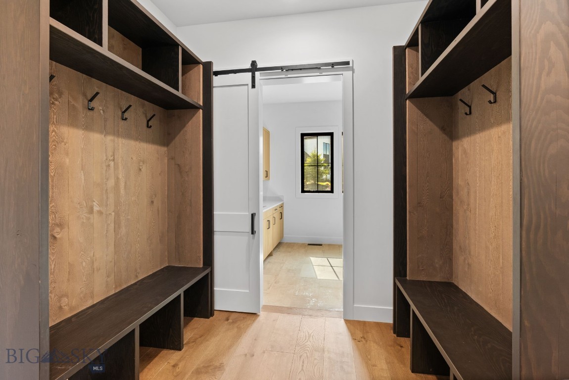 Home 40 - Residential