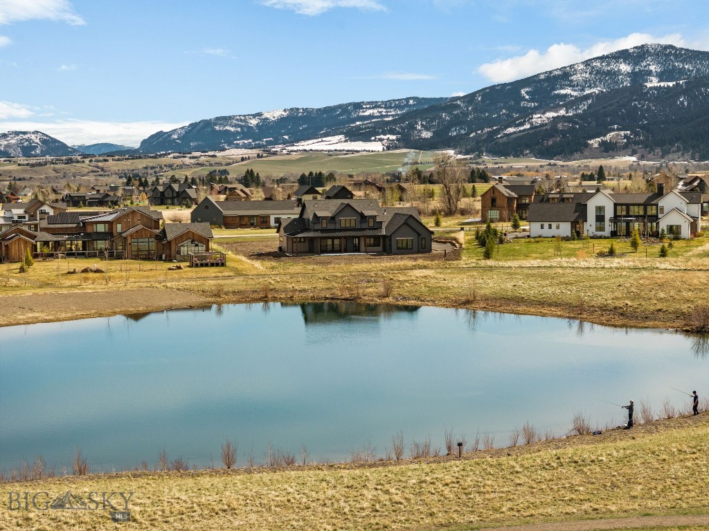 Home 40 - Residential