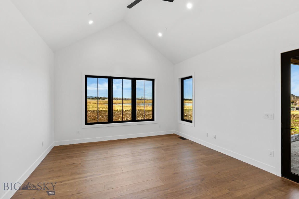 Home 40 - Residential