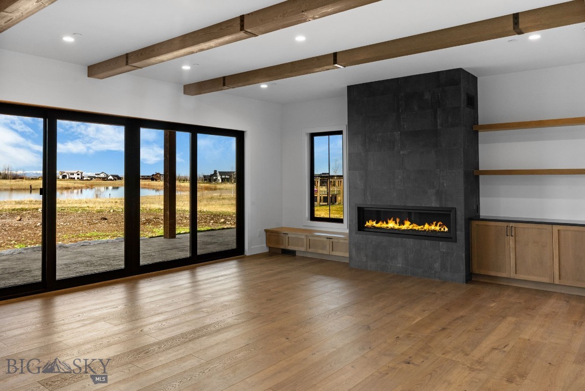 Home 40 - Residential