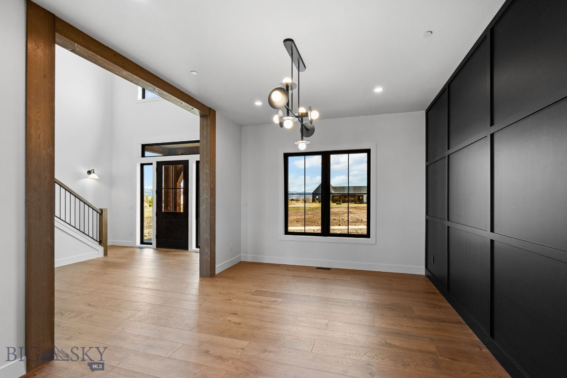 Home 40 - Residential