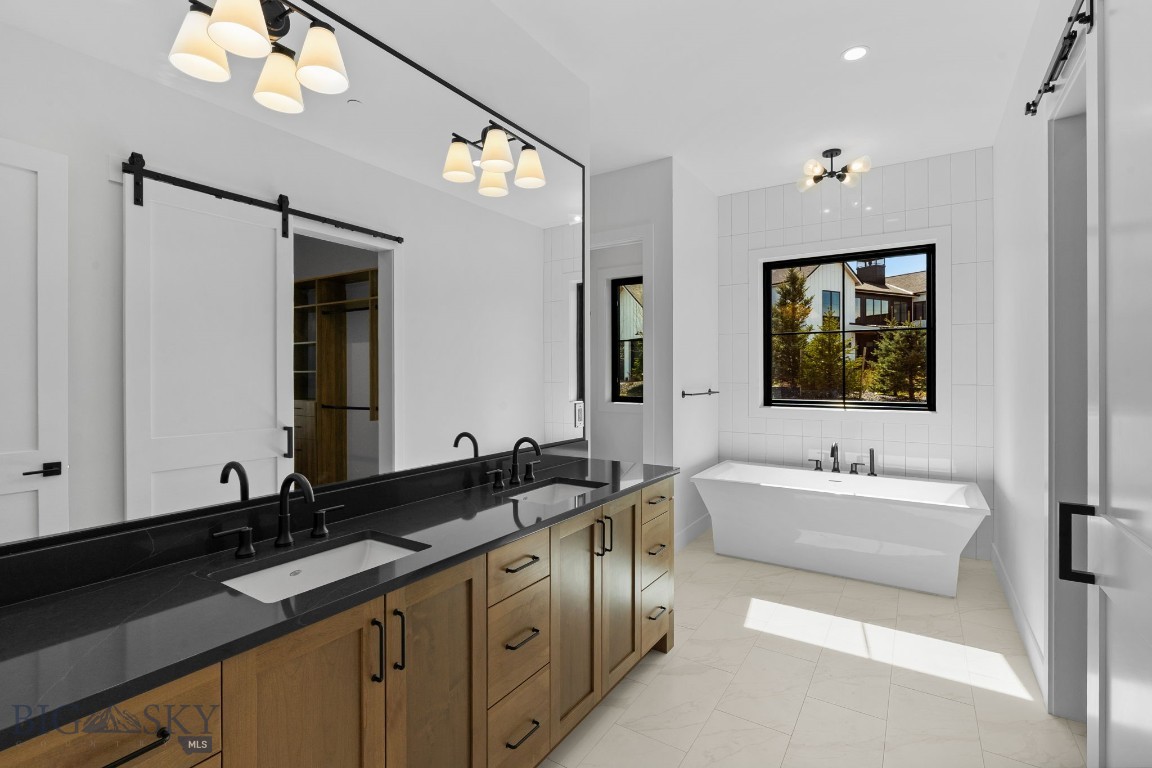 Home 40 - Residential