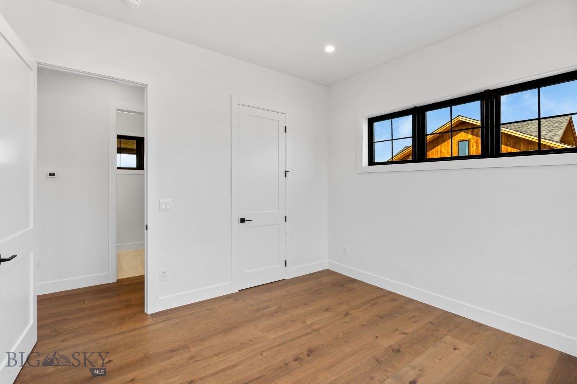 Home 40 - Residential