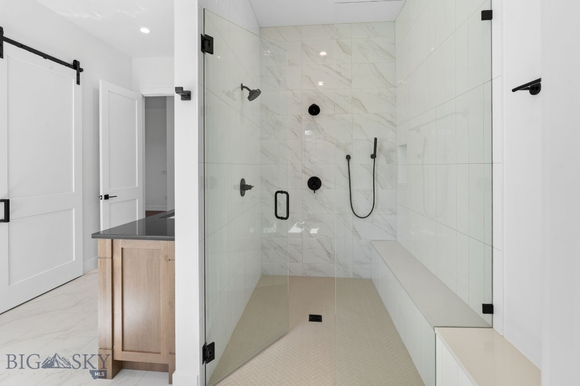 Home 40 - Residential