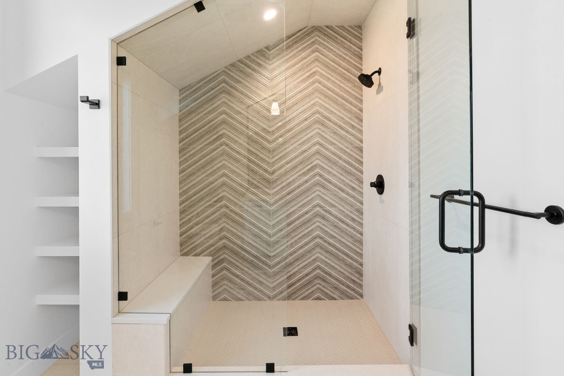 Home 40 - Residential