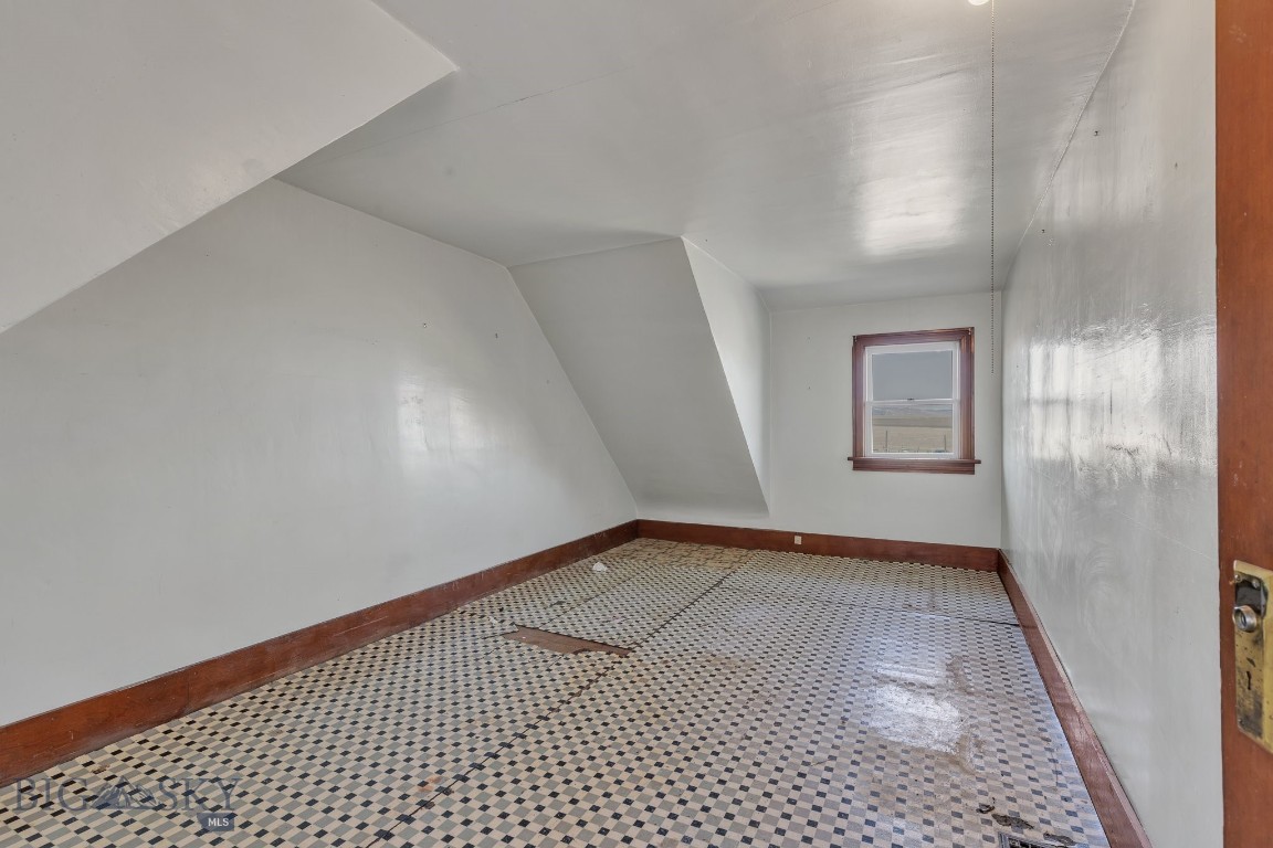 Bozeman, Montana 59718, United States, 3 Bedrooms Bedrooms, ,1 BathroomBathrooms,Land,Contingent,60512