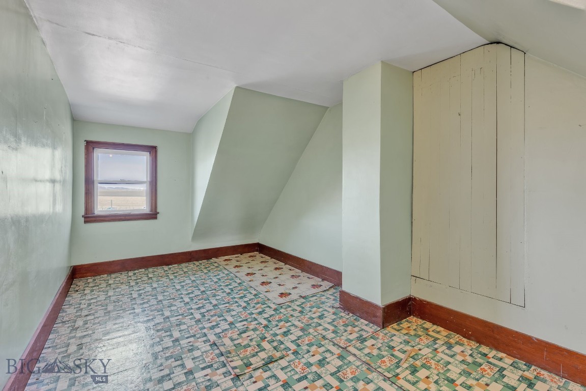 Bozeman, Montana 59718, United States, 3 Bedrooms Bedrooms, ,1 BathroomBathrooms,Land,Contingent,60512