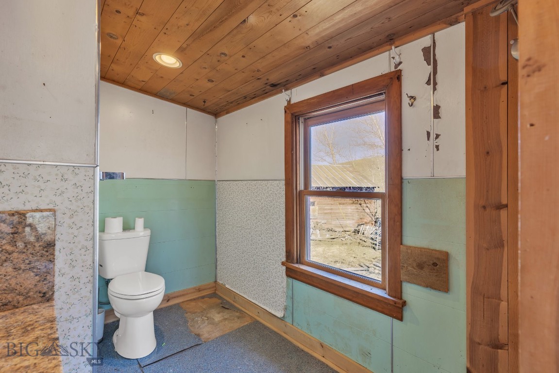 Bozeman, Montana 59718, United States, 3 Bedrooms Bedrooms, ,1 BathroomBathrooms,Land,Contingent,60512
