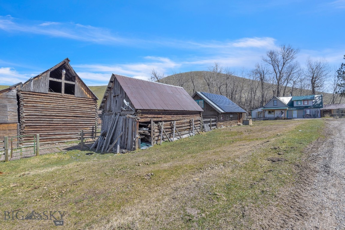 Bozeman, Montana 59718, United States, 3 Bedrooms Bedrooms, ,1 BathroomBathrooms,Land,Contingent,60512