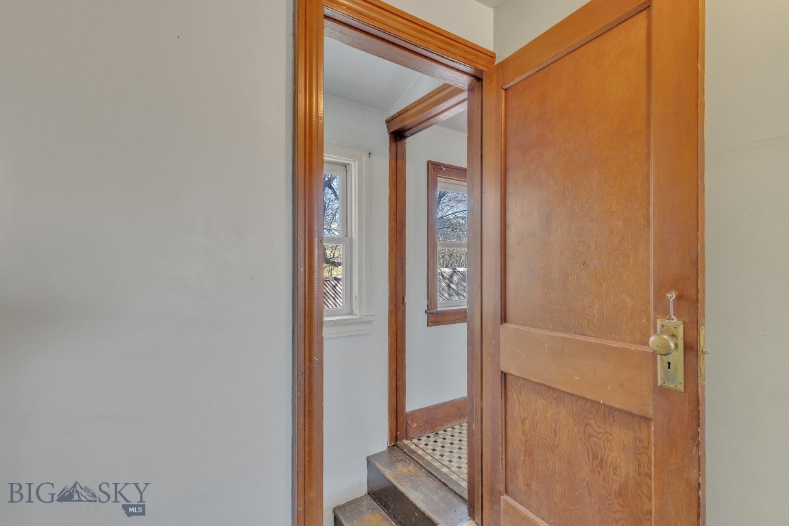 Bozeman, Montana 59718, United States, 3 Bedrooms Bedrooms, ,1 BathroomBathrooms,Land,Contingent,60512