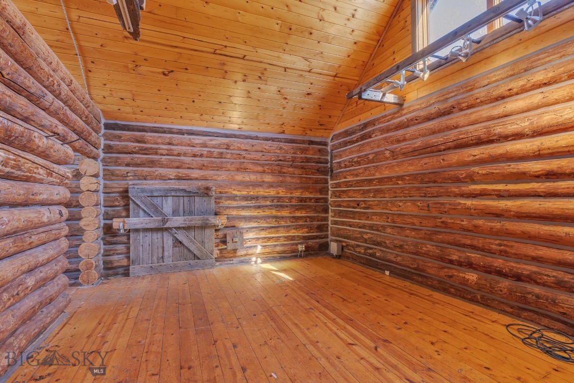 Bozeman, Montana 59718, United States, 3 Bedrooms Bedrooms, ,1 BathroomBathrooms,Land,Contingent,60512