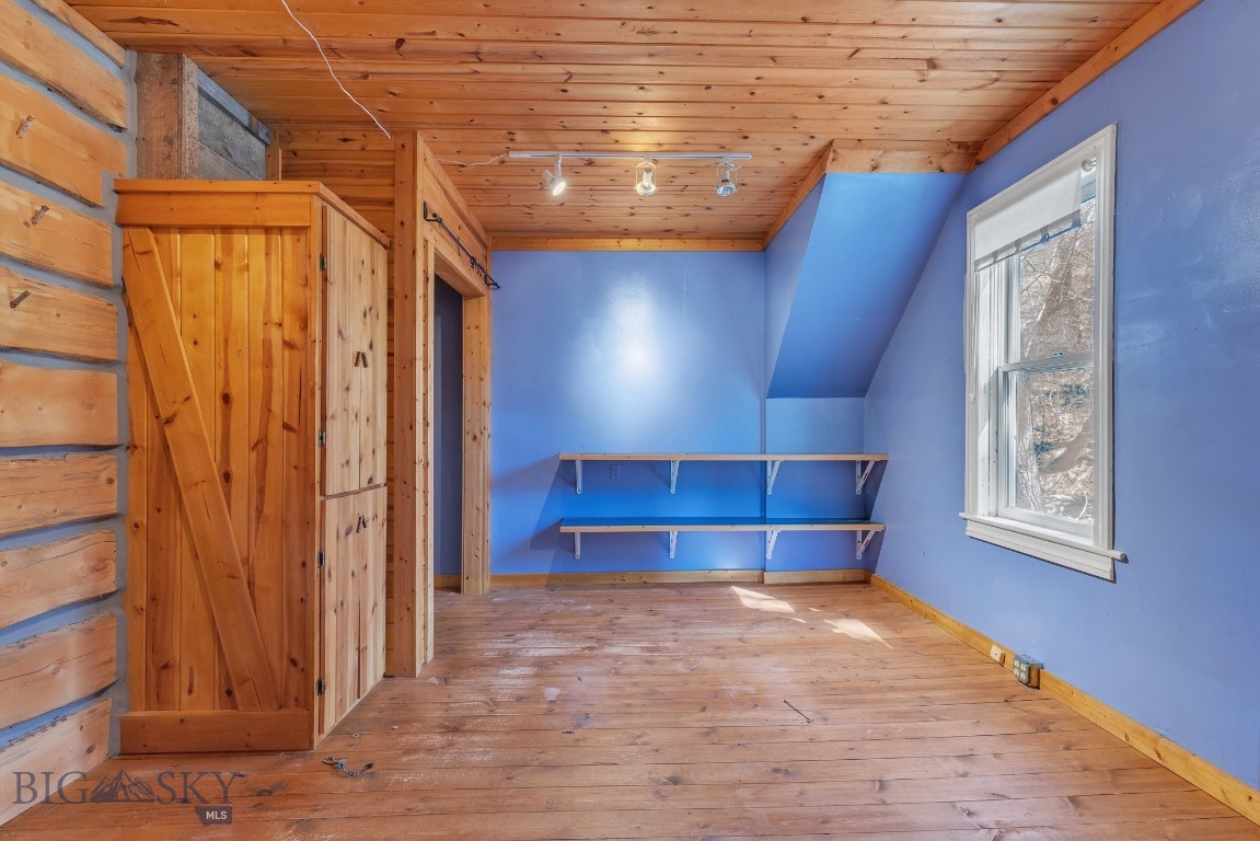 Bozeman, Montana 59718, United States, 3 Bedrooms Bedrooms, ,1 BathroomBathrooms,Land,Contingent,60512