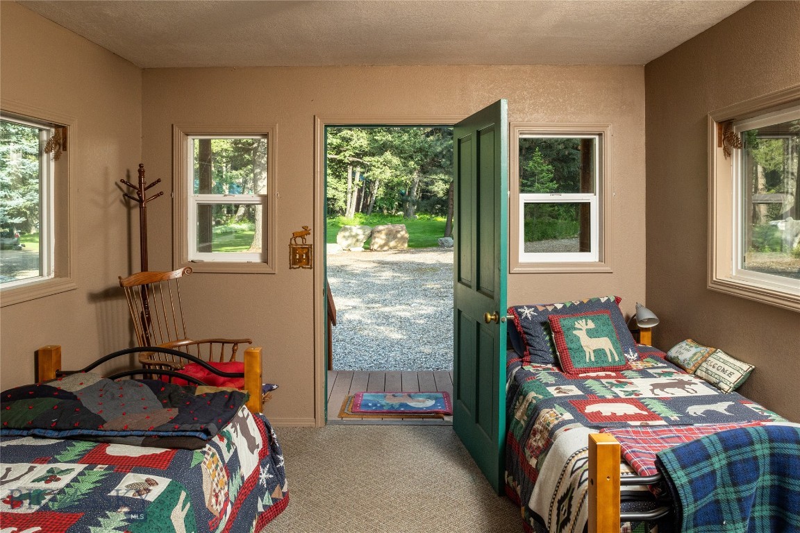 Gallatin Canyon - Residential