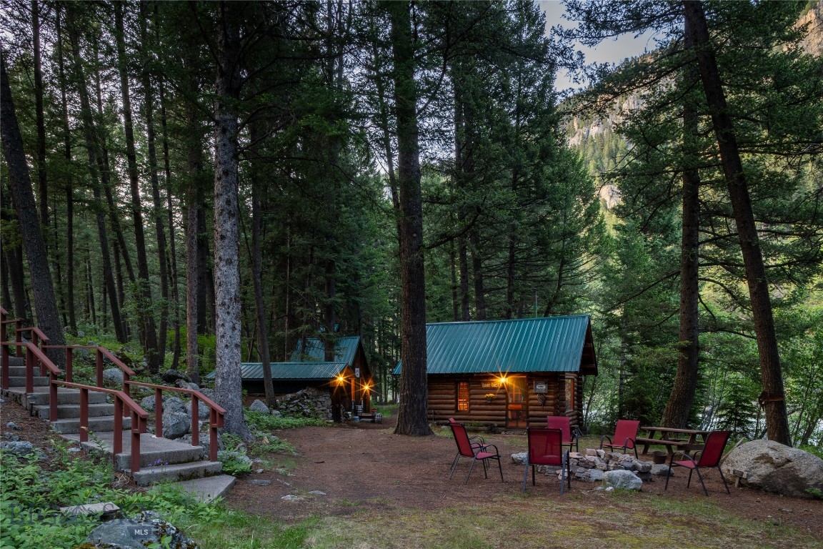 Gallatin Canyon - Residential