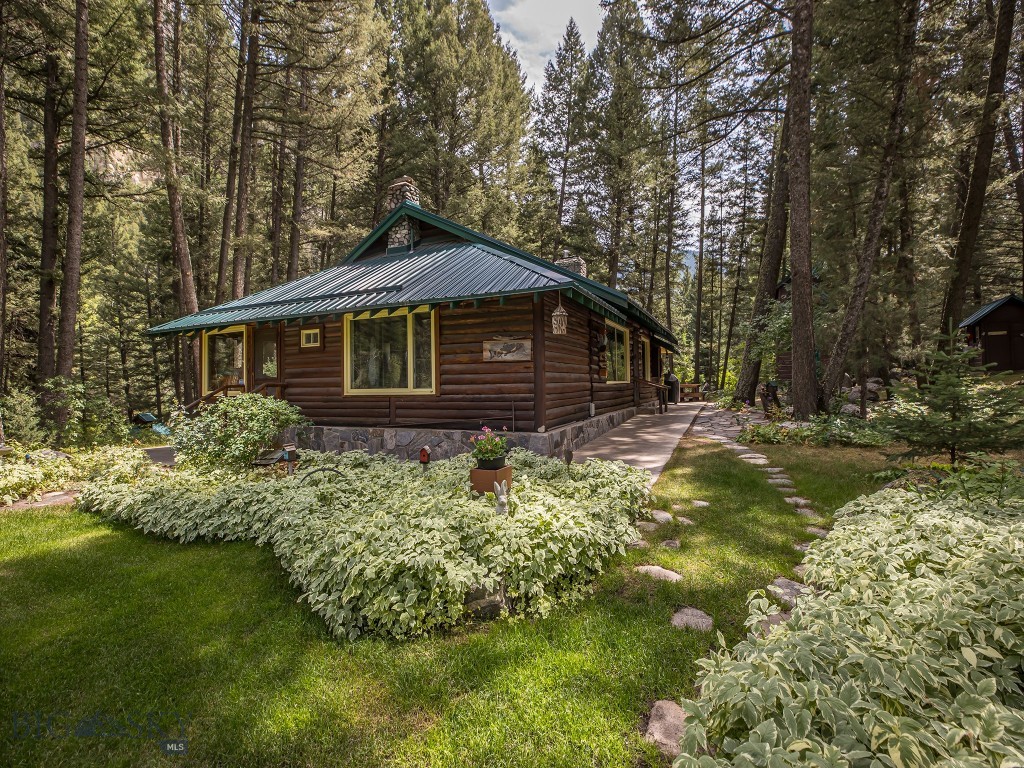 Gallatin Canyon - Residential