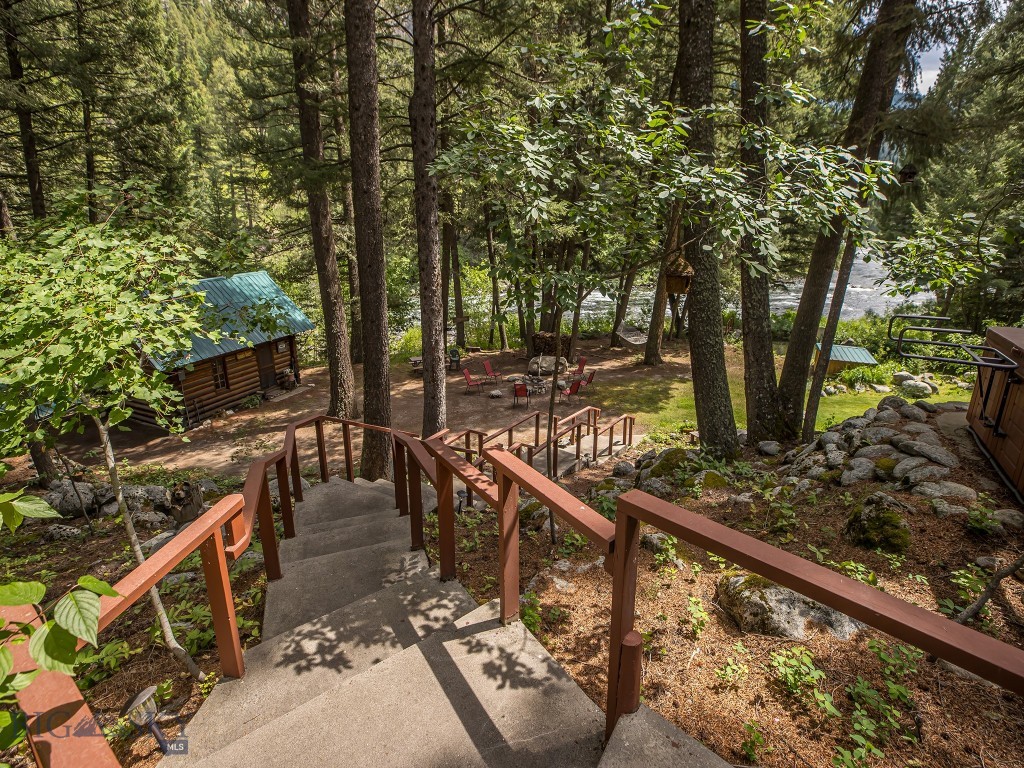 Gallatin Canyon - Residential