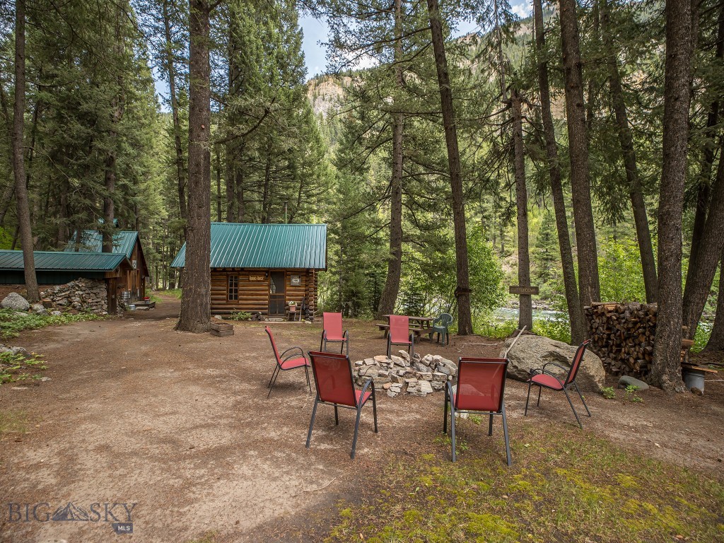 Gallatin Canyon - Residential