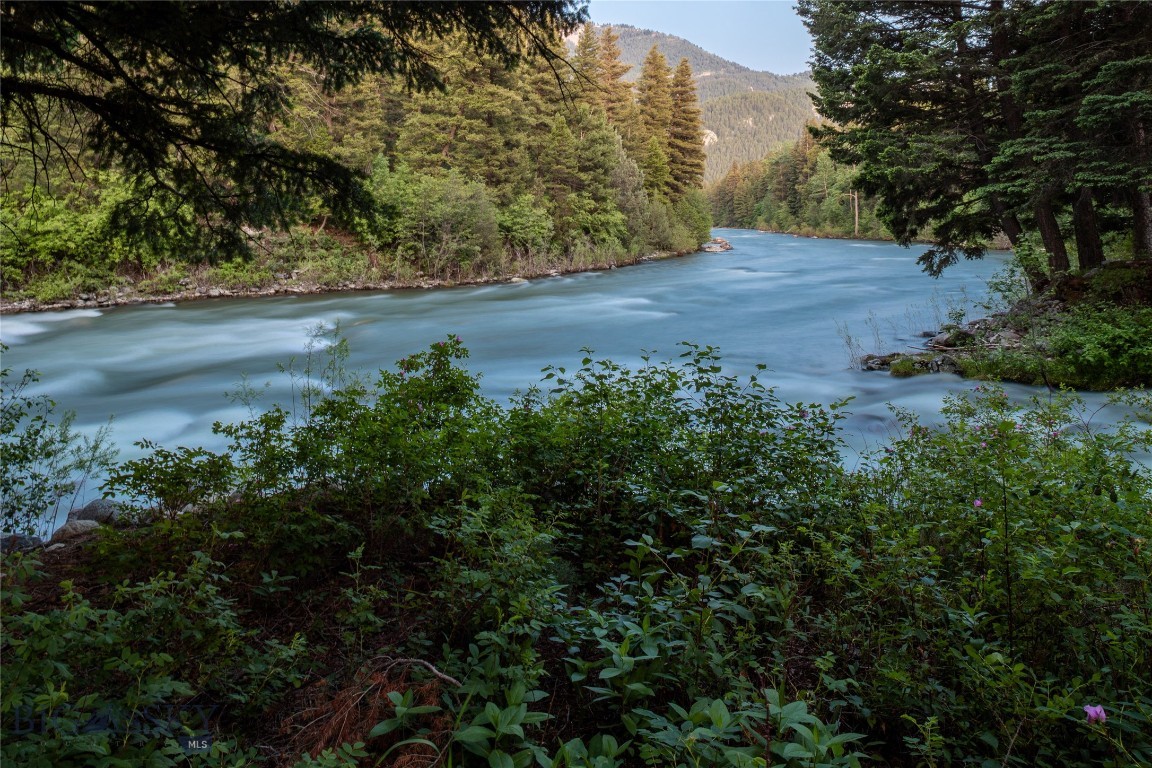 Gallatin Canyon - Residential