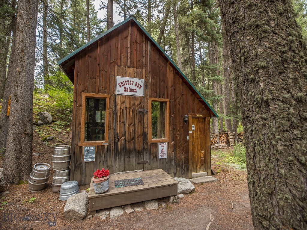 Gallatin Canyon - Residential