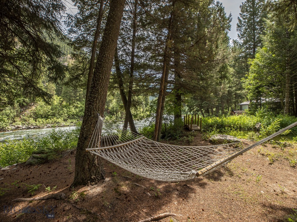 Gallatin Canyon - Residential