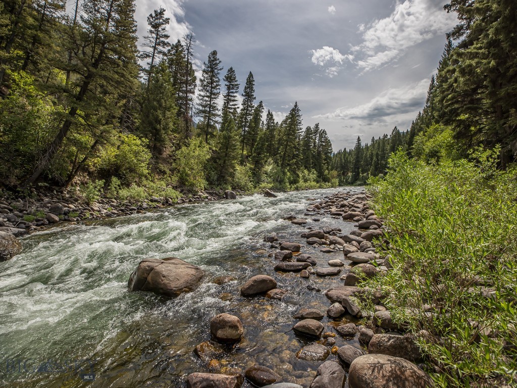 Gallatin Canyon - Residential