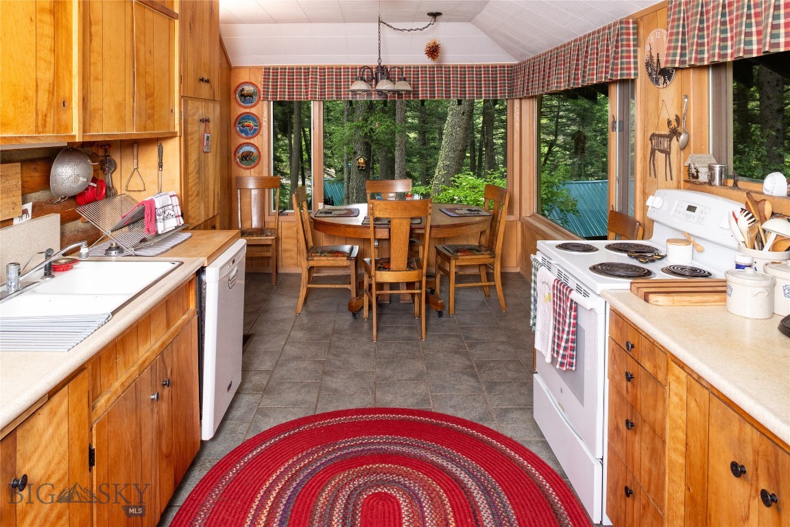 Gallatin Canyon - Residential