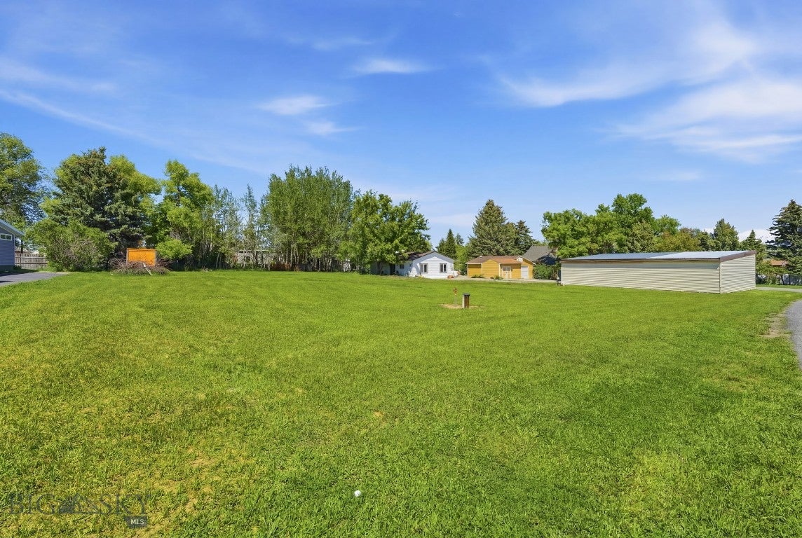 8087 Churchill Road