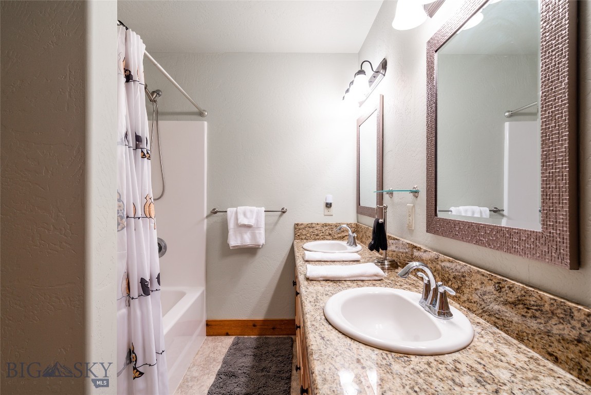 Valley Garden Golf Village - Residential