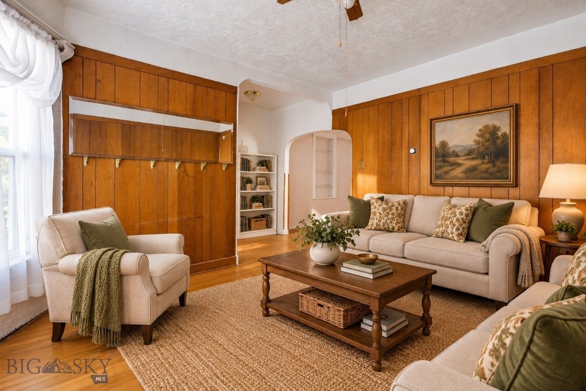 1026 W Granite