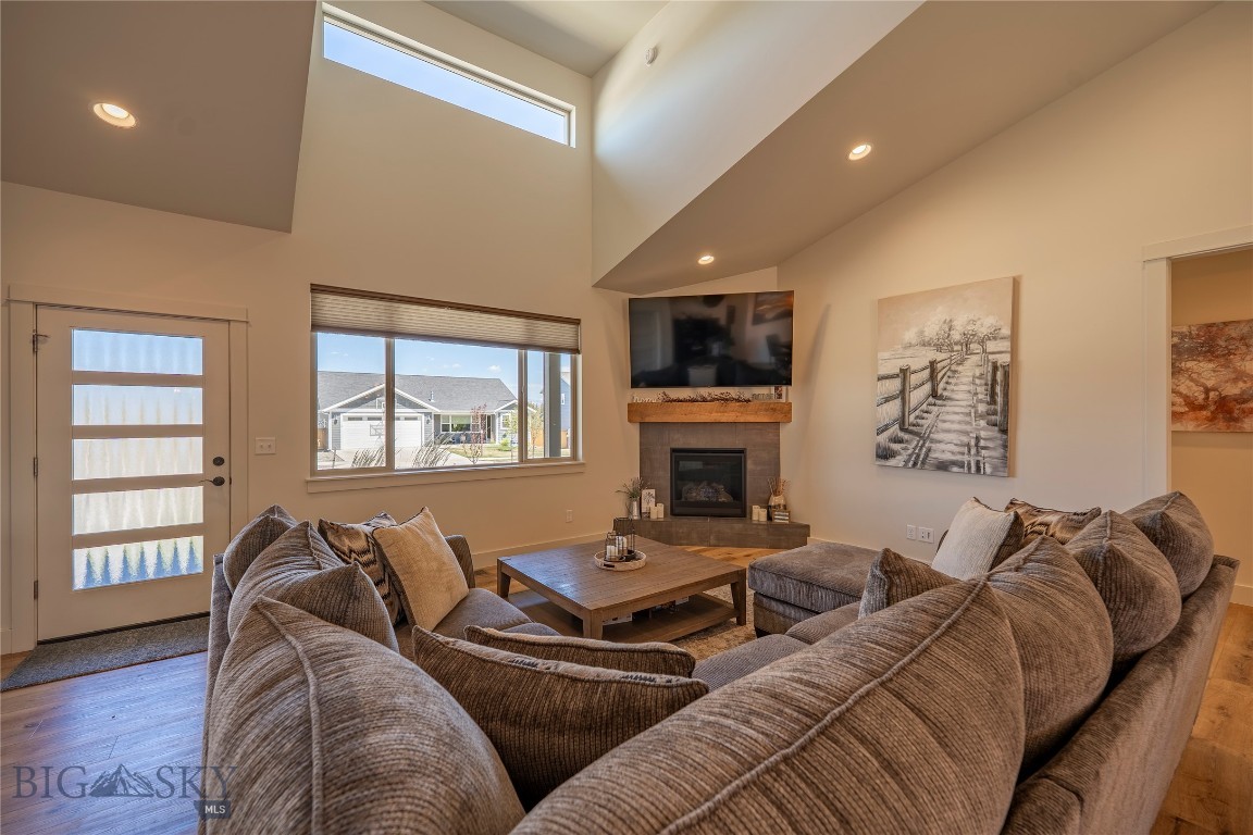 Discovery Vista - Residential