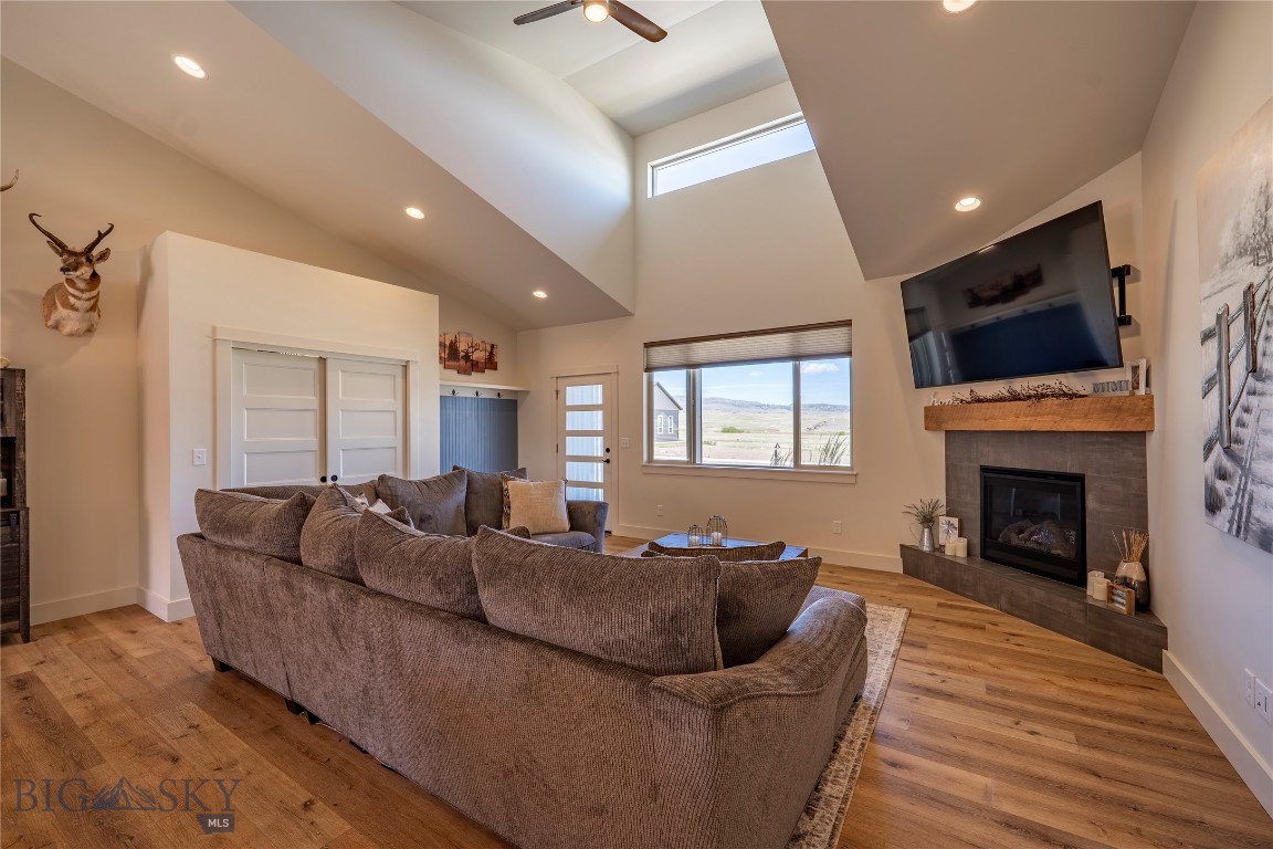 Discovery Vista - Residential