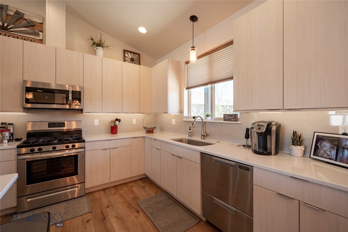 Discovery Vista - Residential