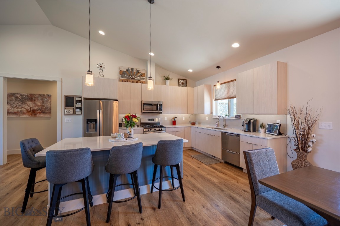 Discovery Vista - Residential