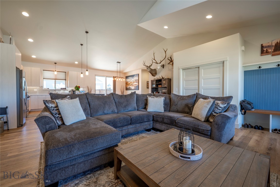 Discovery Vista - Residential