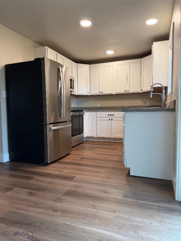 3007 Meadowlark Lane