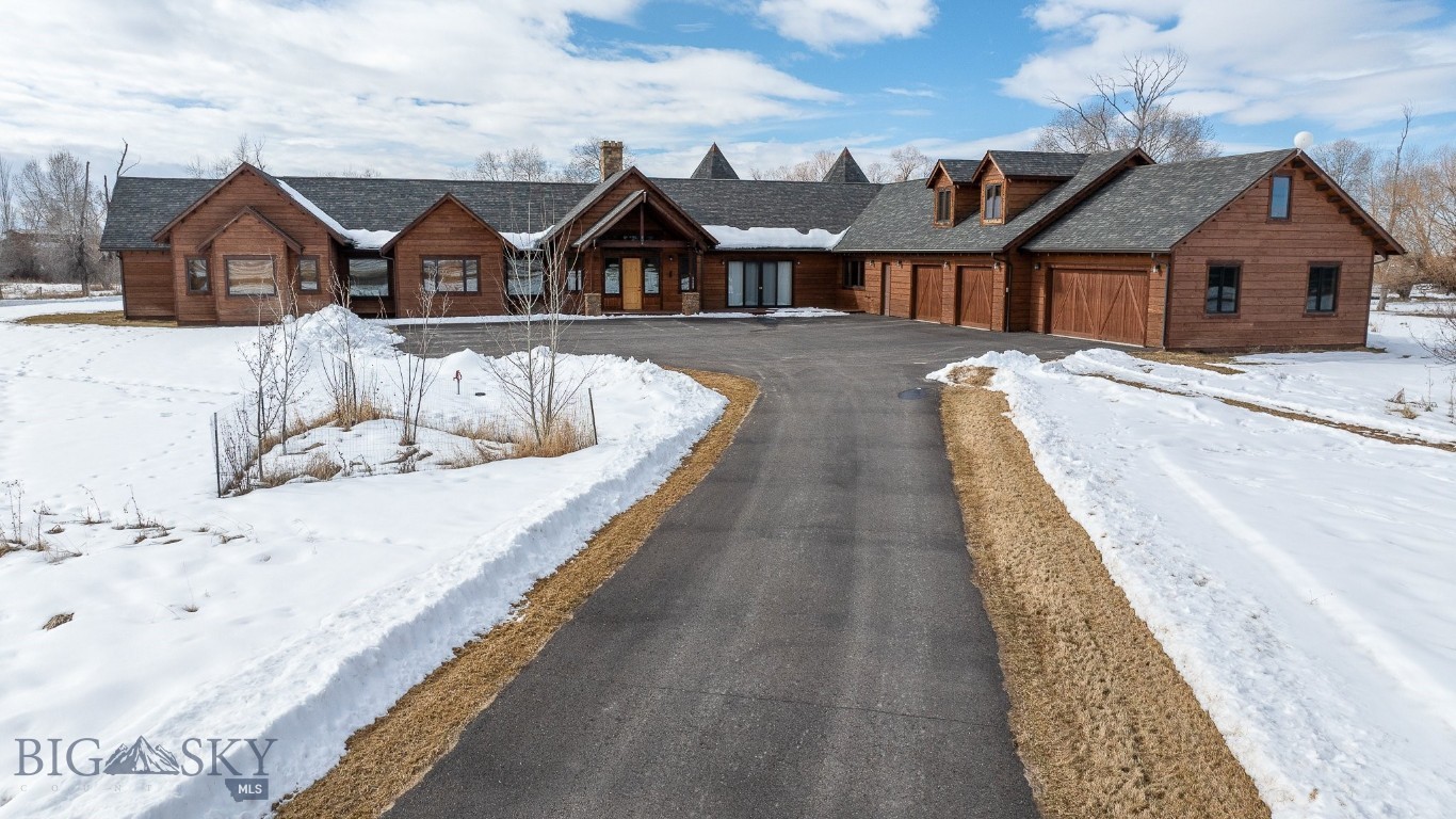 Belgrade, Montana 59714, United States, 4 Bedrooms Bedrooms, ,5 BathroomsBathrooms,Residential,Active,125296