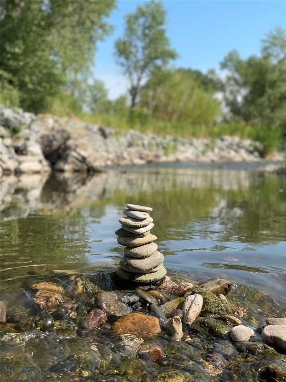 Belgrade, Montana 59714, United States, 4 Bedrooms Bedrooms, ,5 BathroomsBathrooms,Residential,Active,125296