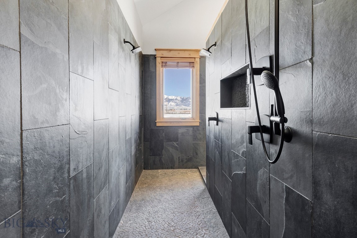 Belgrade, Montana 59714, United States, 4 Bedrooms Bedrooms, ,5 BathroomsBathrooms,Residential,Active,125296