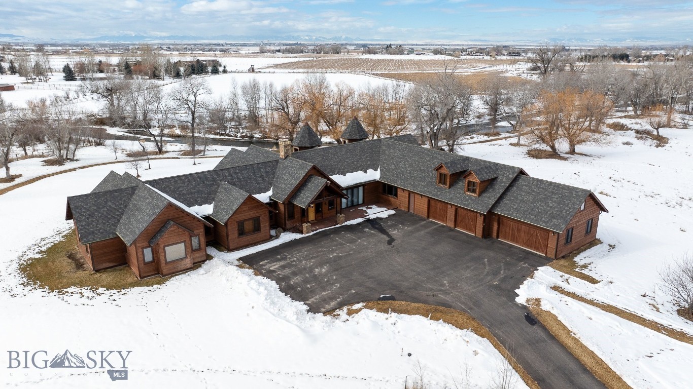 Belgrade, Montana 59714, United States, 4 Bedrooms Bedrooms, ,5 BathroomsBathrooms,Residential,Active,125296