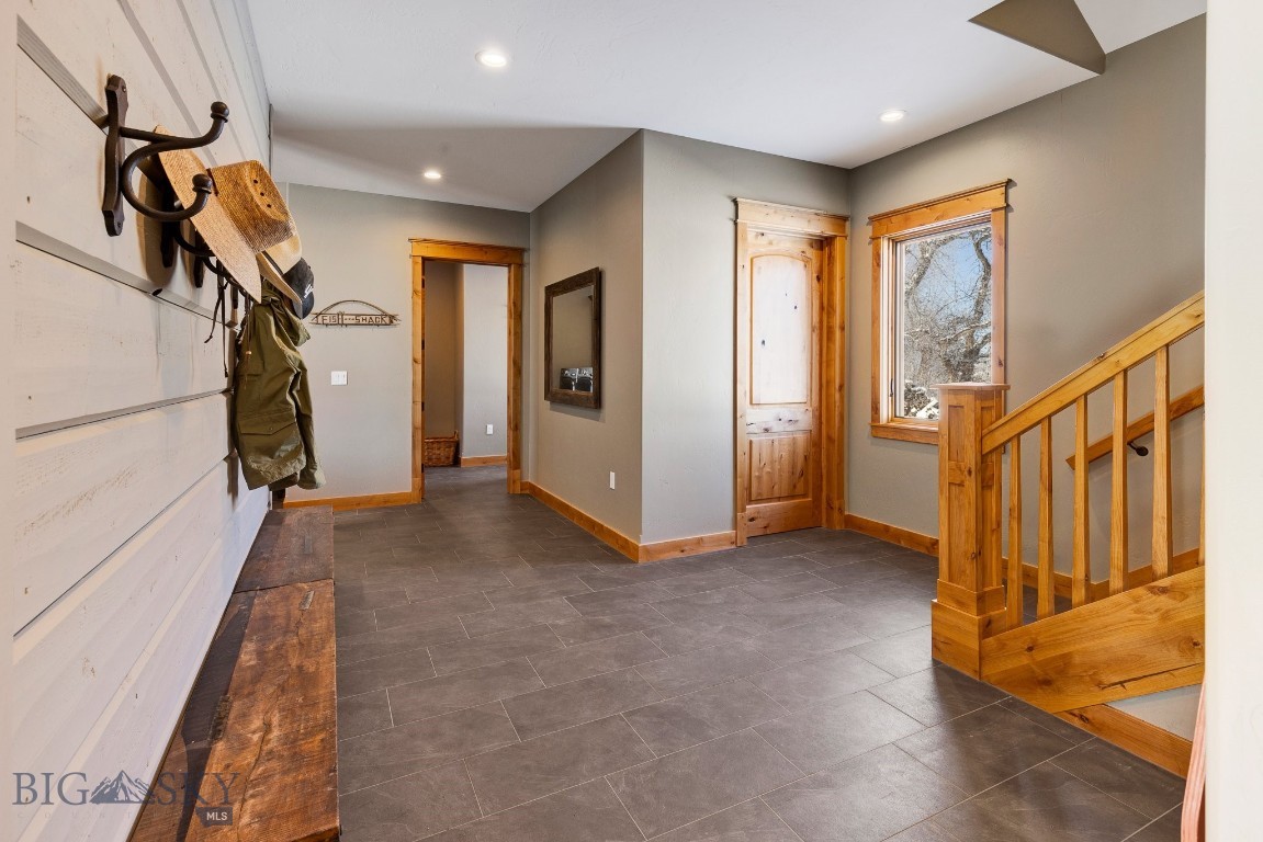 Belgrade, Montana 59714, United States, 4 Bedrooms Bedrooms, ,5 BathroomsBathrooms,Residential,Active,125296