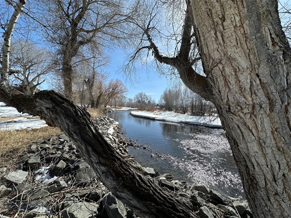Belgrade, Montana 59714, United States, 4 Bedrooms Bedrooms, ,5 BathroomsBathrooms,Residential,Active,125296