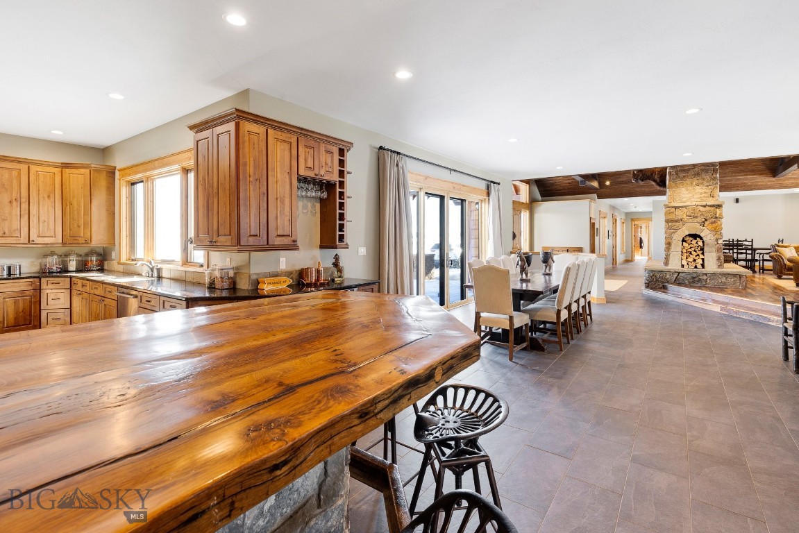 Belgrade, Montana 59714, United States, 4 Bedrooms Bedrooms, ,5 BathroomsBathrooms,Residential,Active,125296