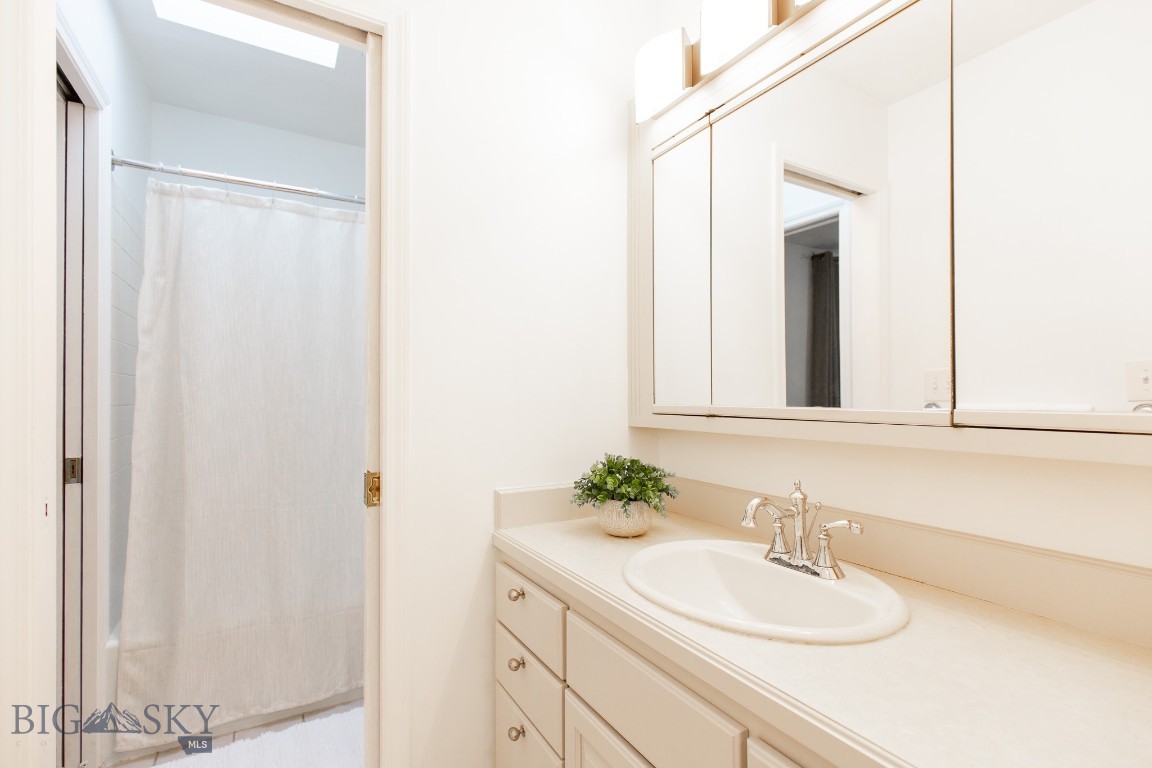 Valley Unit - Residential