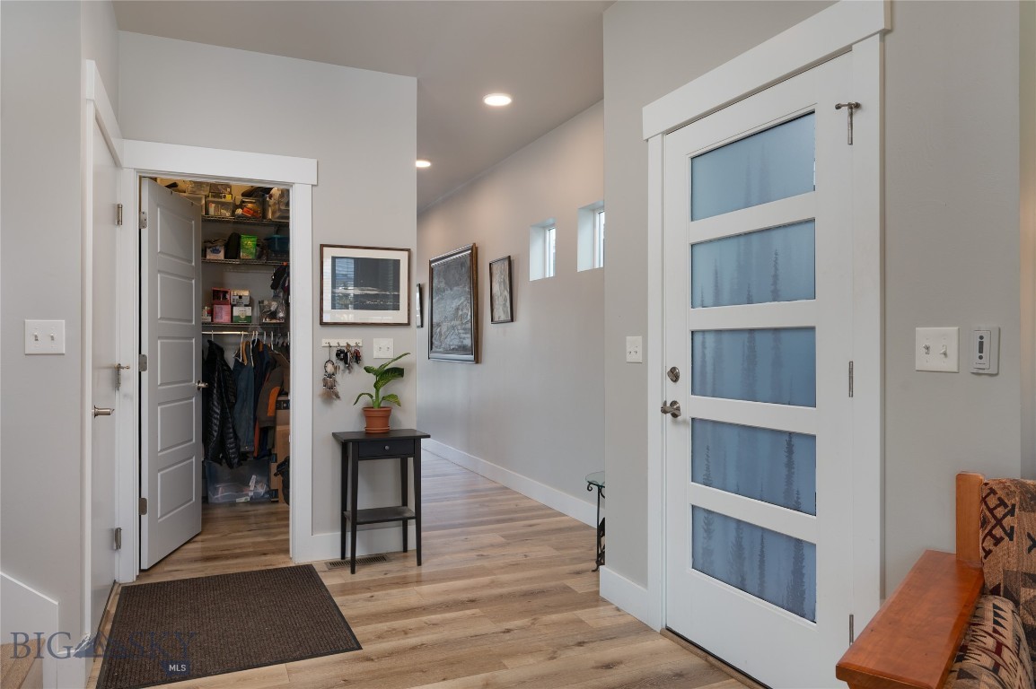 The Lakes at Valley West - Residential