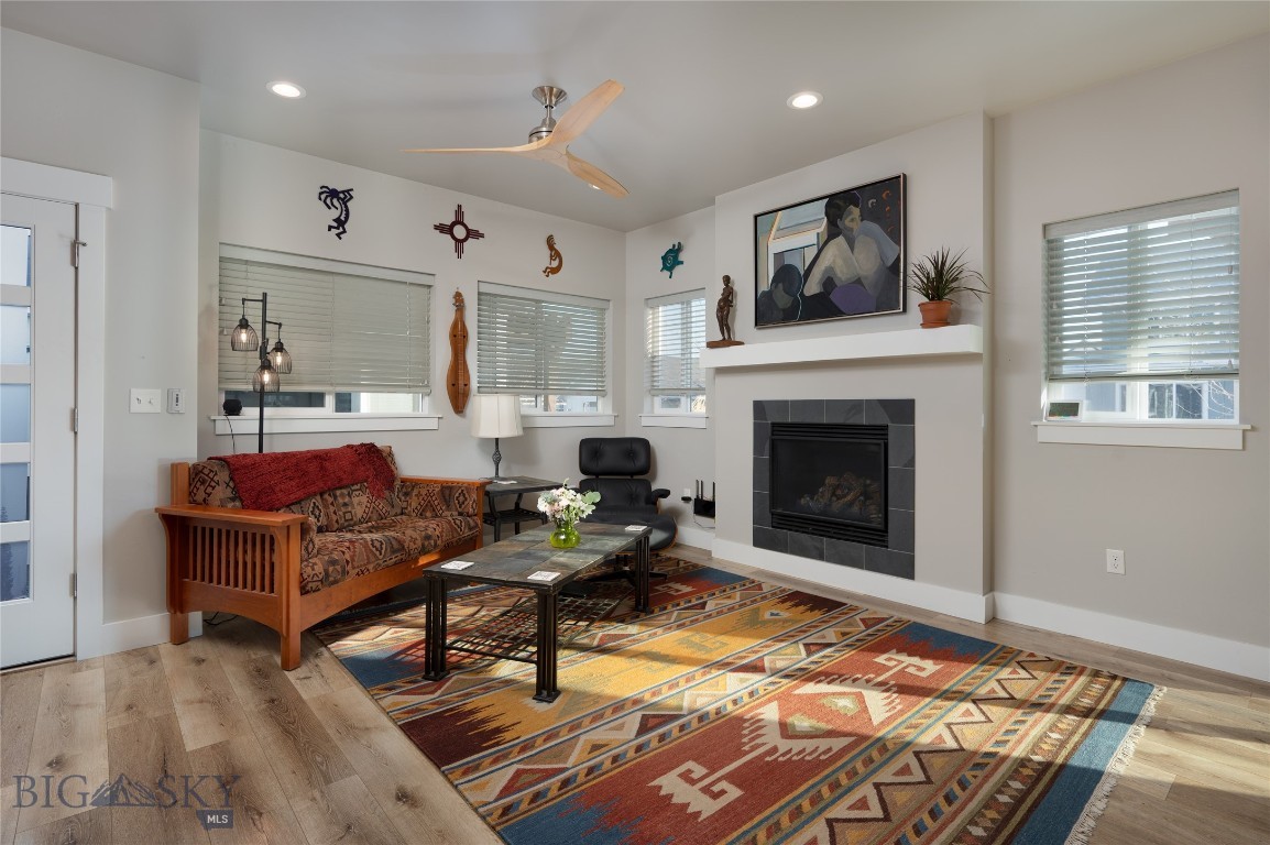 The Lakes at Valley West - Residential