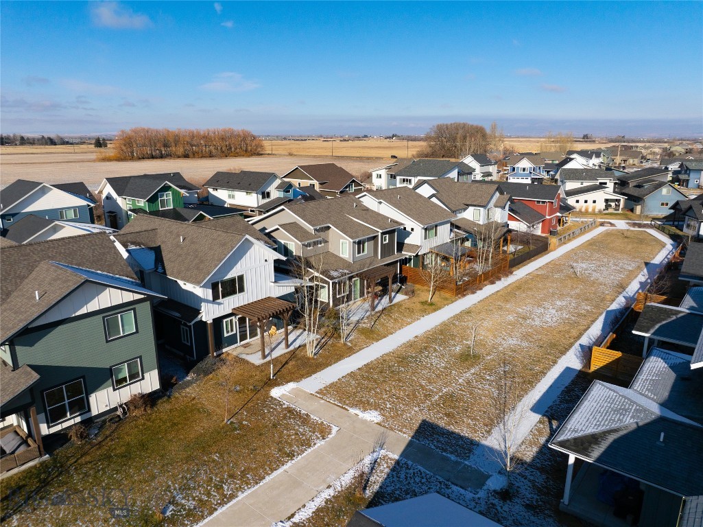 The Lakes at Valley West - Residential