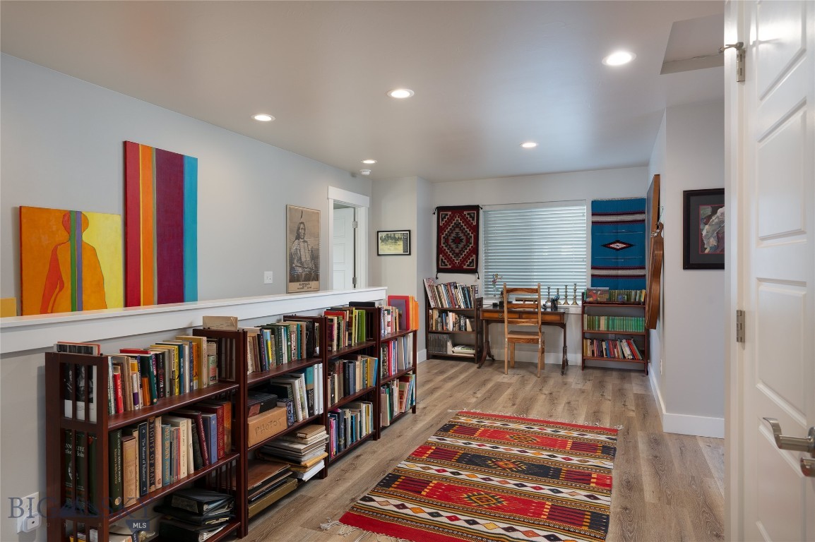 The Lakes at Valley West - Residential