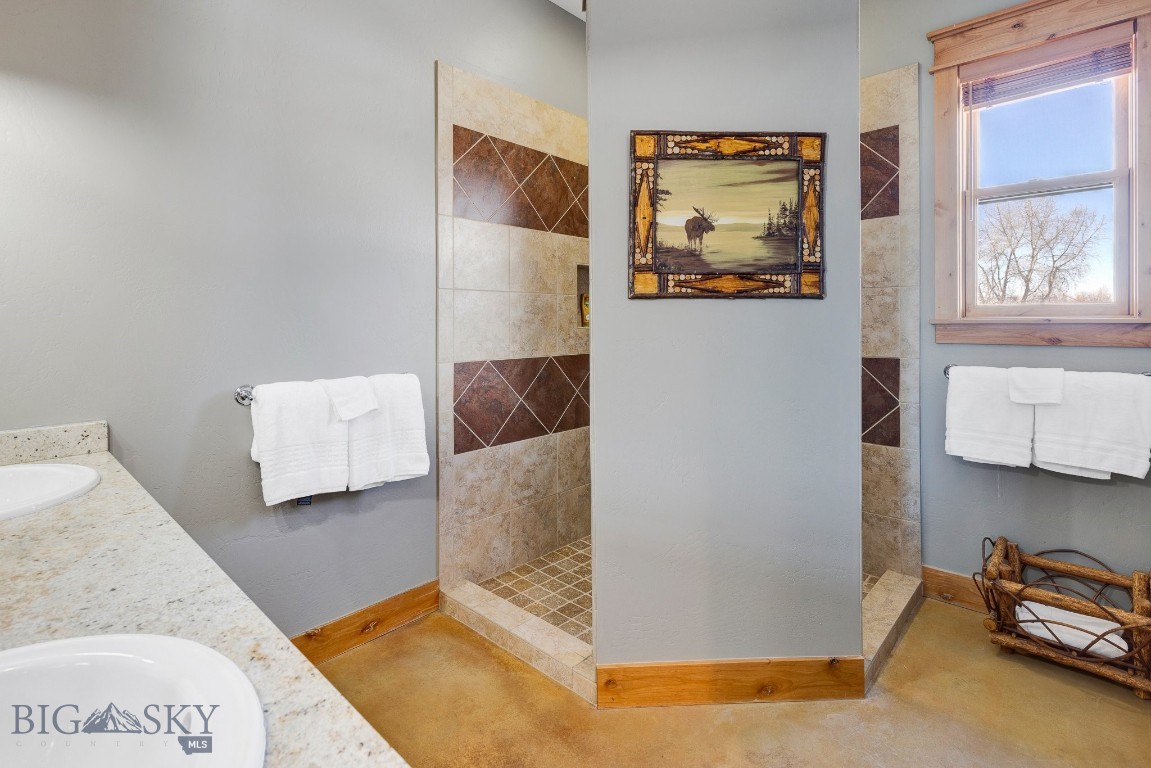 Belgrade, Montana 59714, United States, 4 Bedrooms Bedrooms, ,5 BathroomsBathrooms,Residential,Active,99576