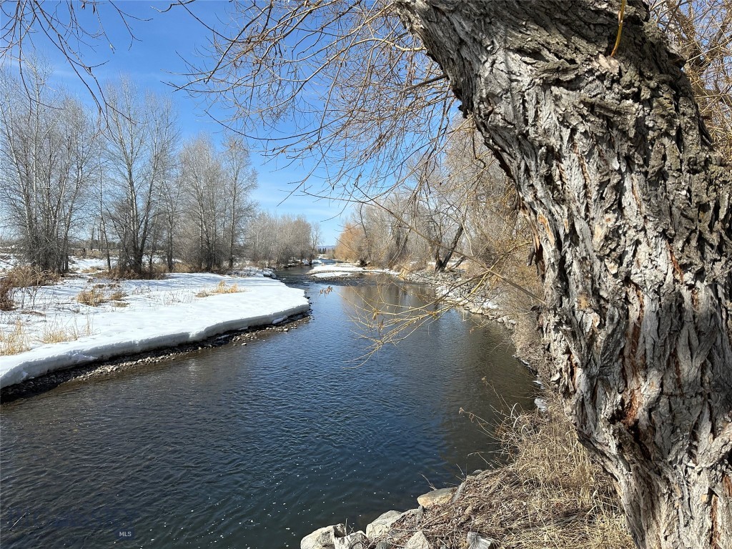 Belgrade, Montana 59714, United States, 4 Bedrooms Bedrooms, ,5 BathroomsBathrooms,Residential,Active,99576